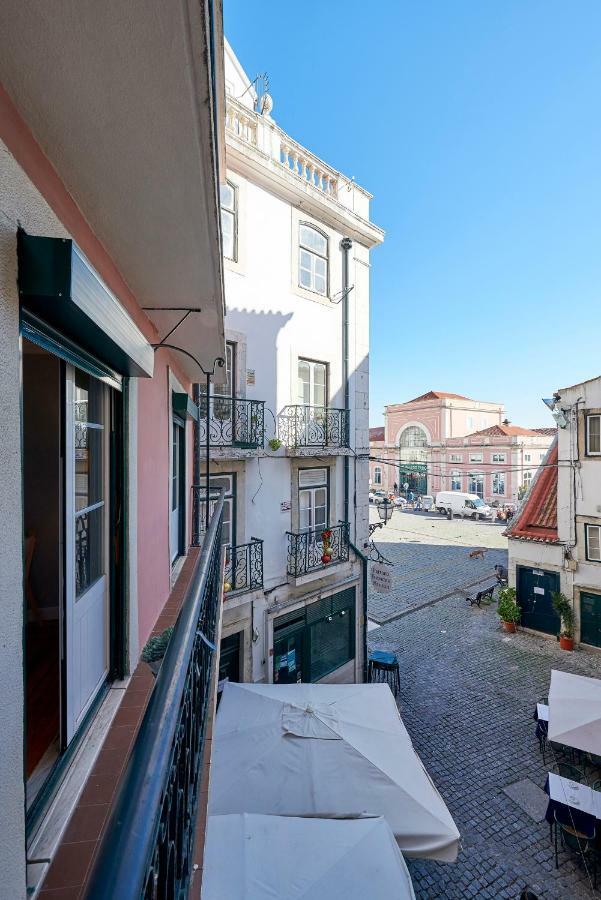 Charming Apartment In Alfama Lisboa Exterior foto